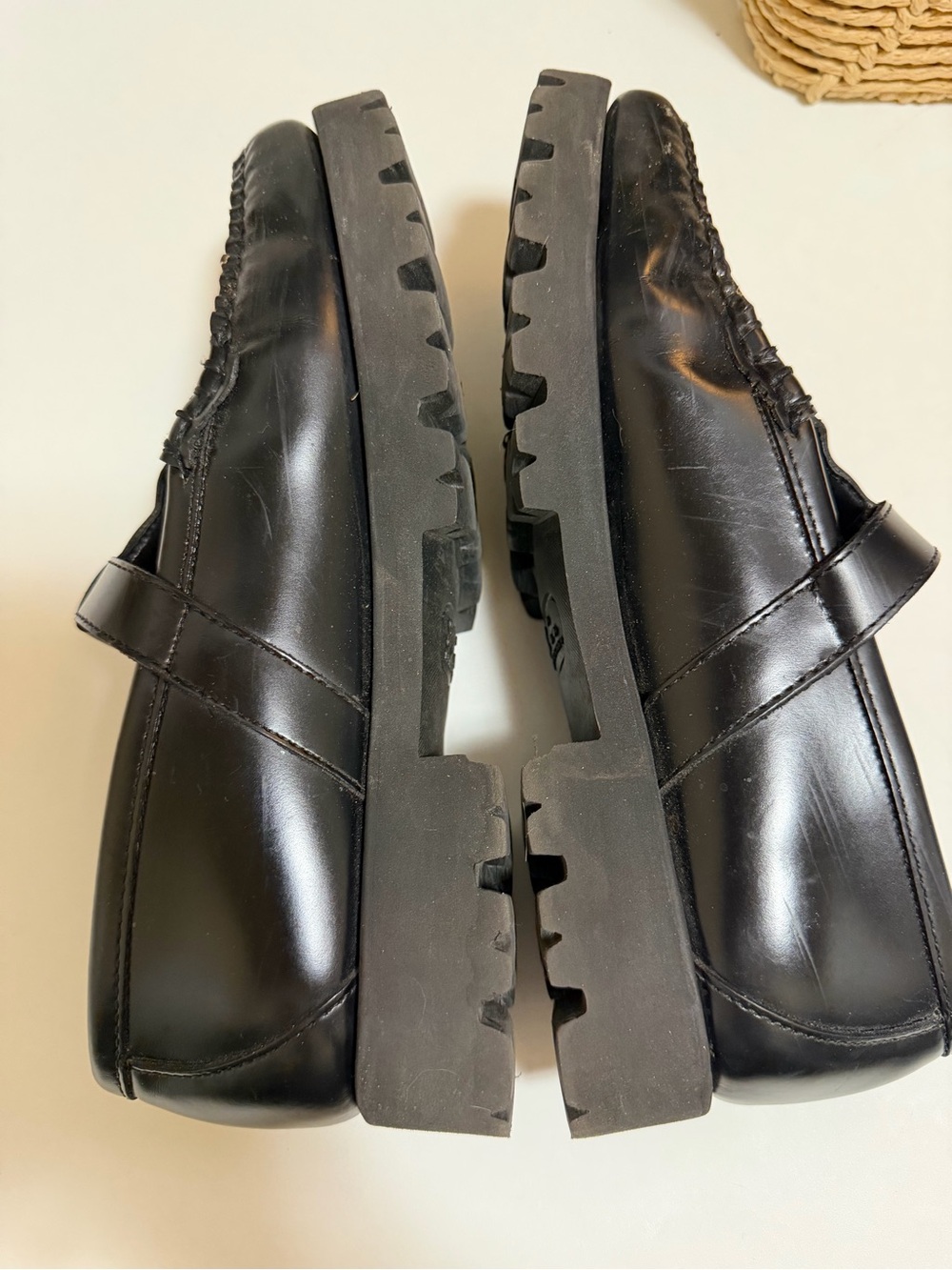 G.H. Bass & Co. Fisherman Mary Jane loafers Black Leather 8.5 - Picture 6 of 13